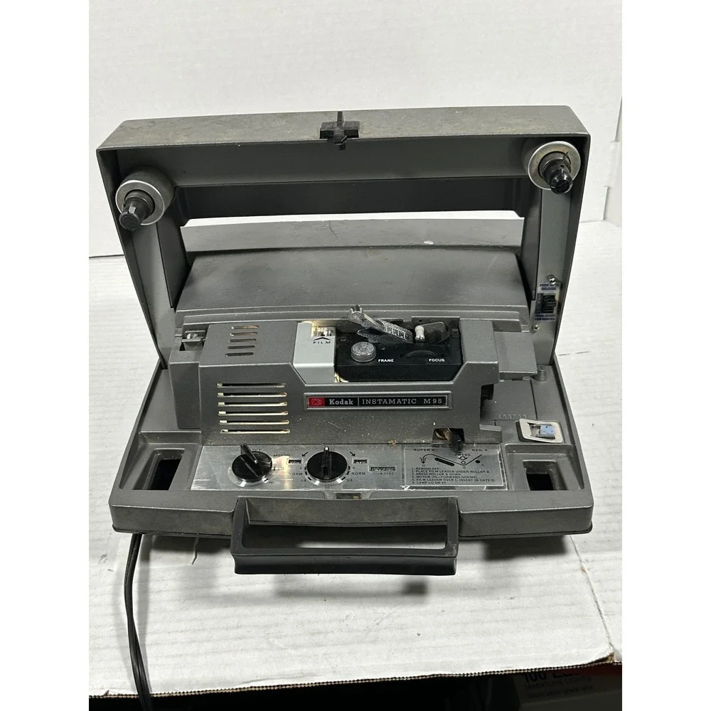 Kodak Instamatic M95 MovieProjector Vintage Super 8 Regular 8mm Gray Made in USA